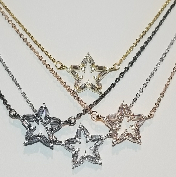 💖 New in Gift Box 🎁 Pave CZ Star Necklace - Picture 5 of 12